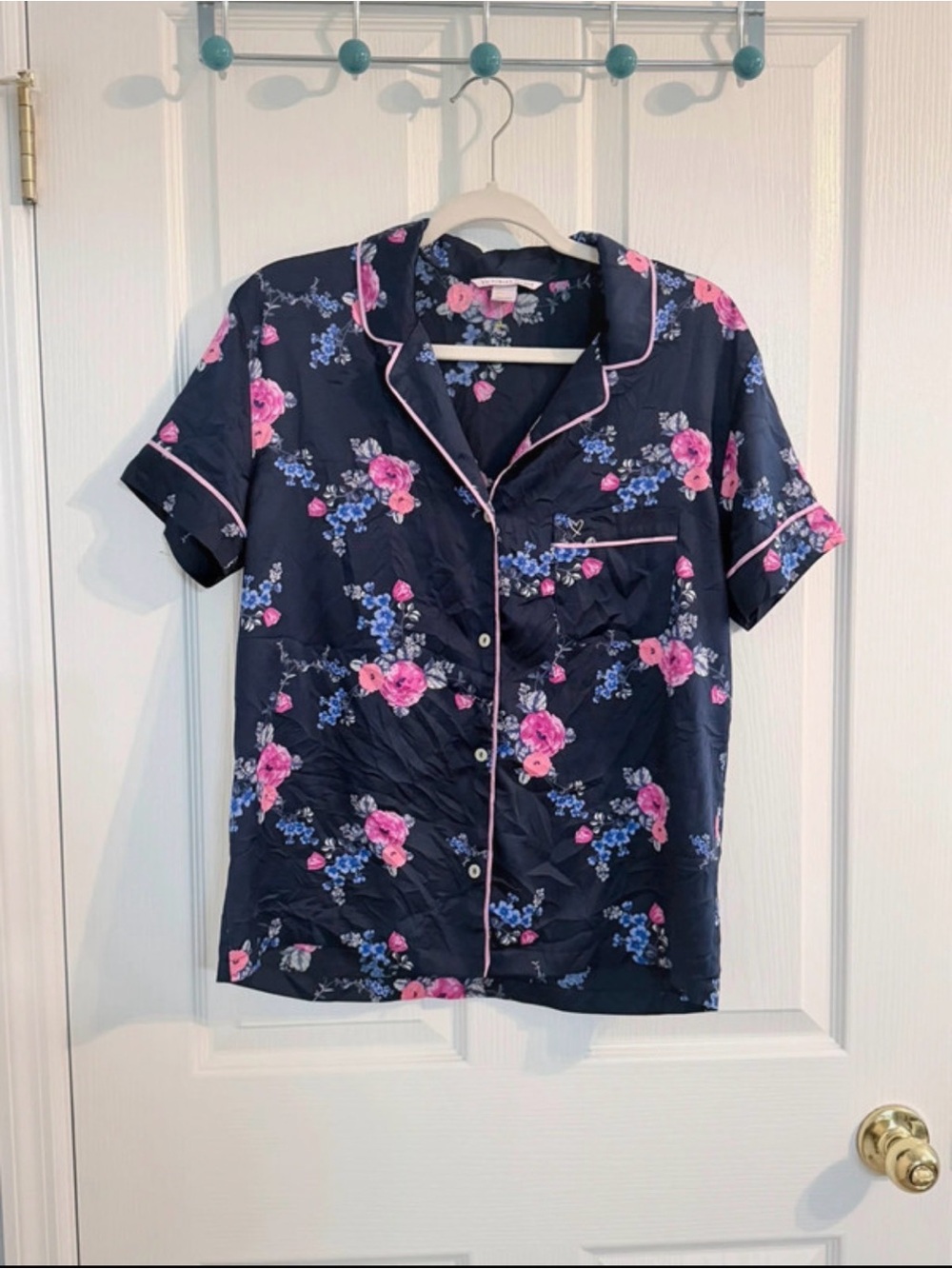 Victoria's Secret Navy Floral Satin Short Sleeve Pajama Top Size S
